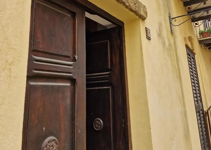 Le Pettegole * אגריג'נטו