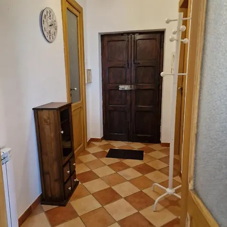 Semesterbostad Le Pettegole