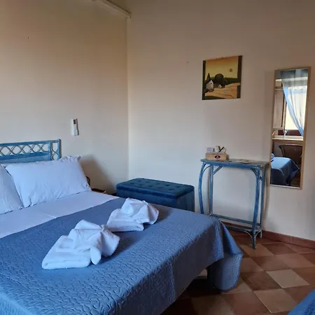 Semesterbostad Le Pettegole